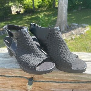 Womens STEVEN by Steve Madden Phoebiey Perforated Caged Sandals, Black Size 8